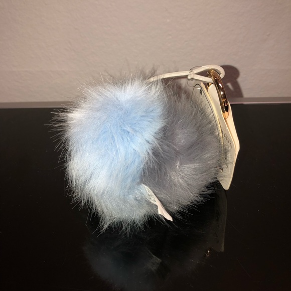 NWT Under One Sky Fluffy Furry Bag Charm - Picture 4 of 8